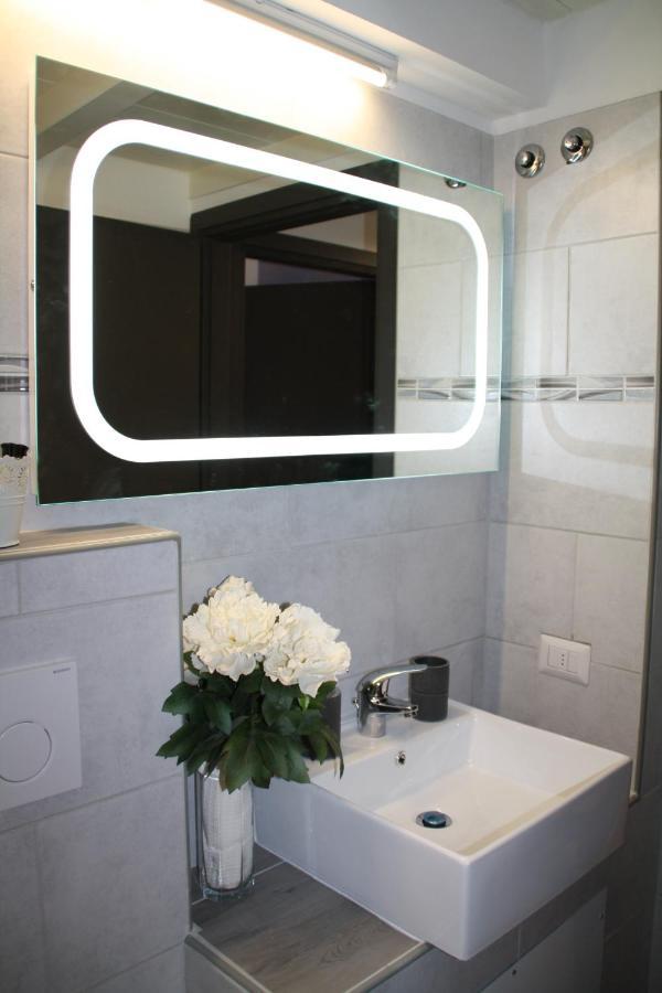 Bed and breakfast Le Colonne Milano Extérieur photo