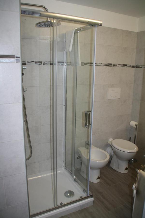 Bed and breakfast Le Colonne Milano Extérieur photo
