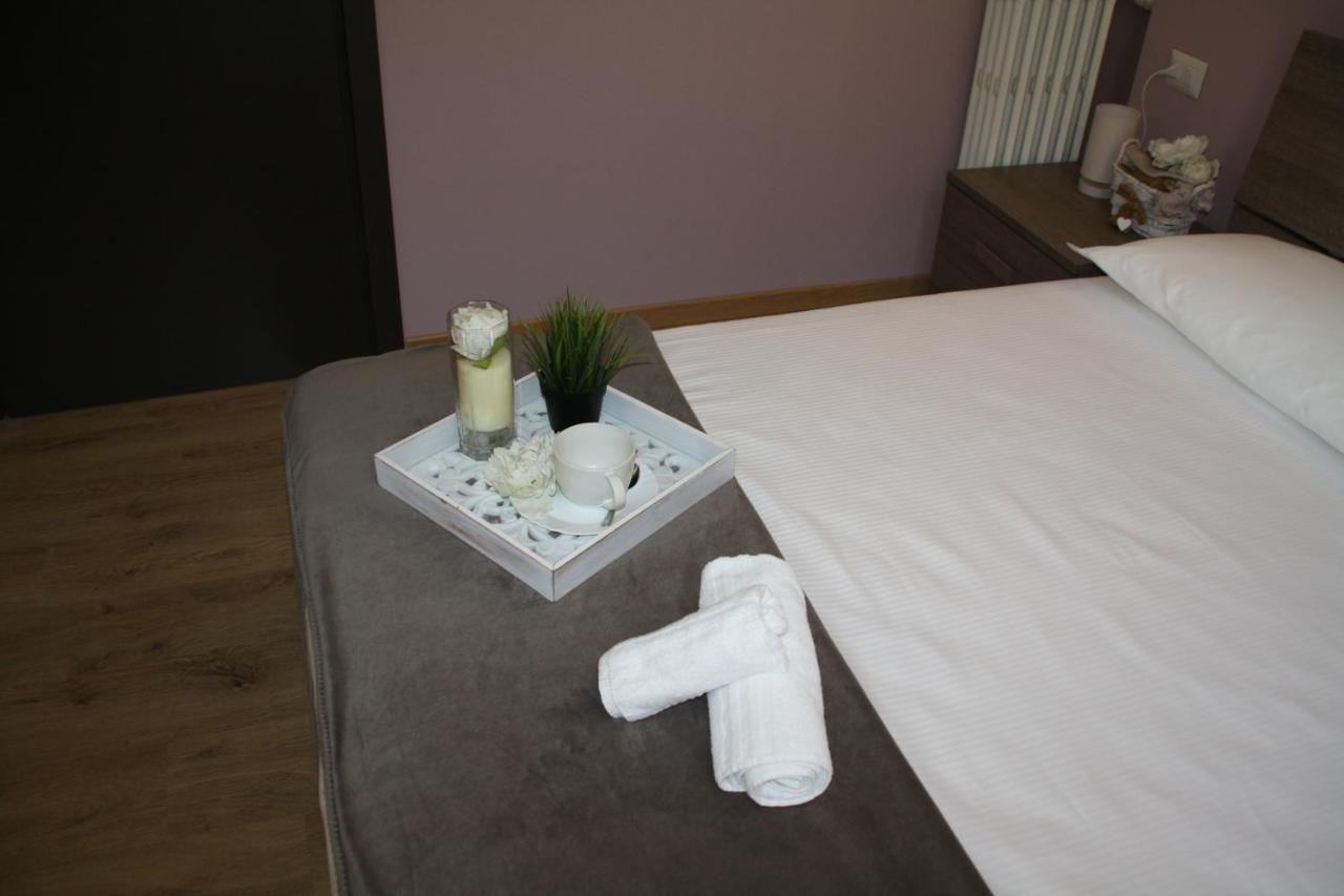 Bed and breakfast Le Colonne Milano Extérieur photo